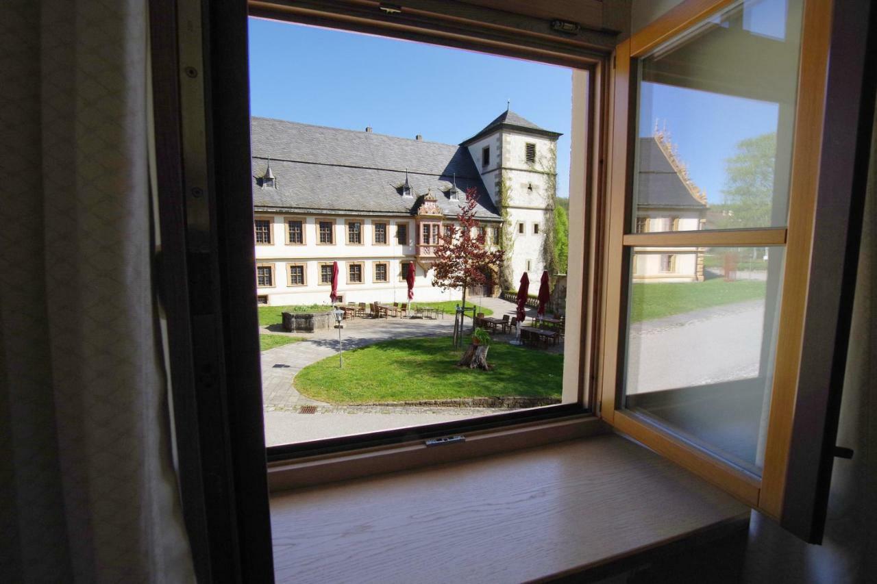 Klostergasthof Hotel Münnerstadt Exterior foto
